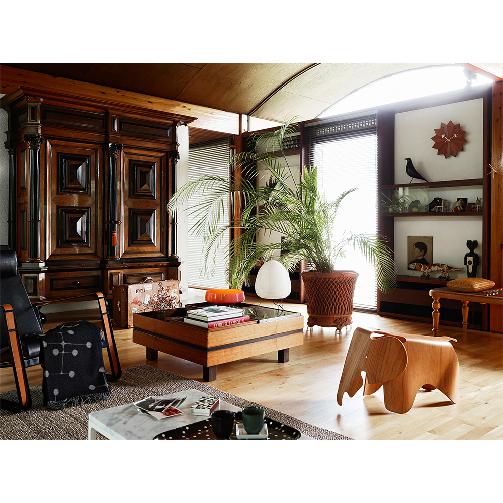 限量藏家版Eames Plywood Elephant 大象藝術擺飾（櫻桃木） | 北歐櫥窗